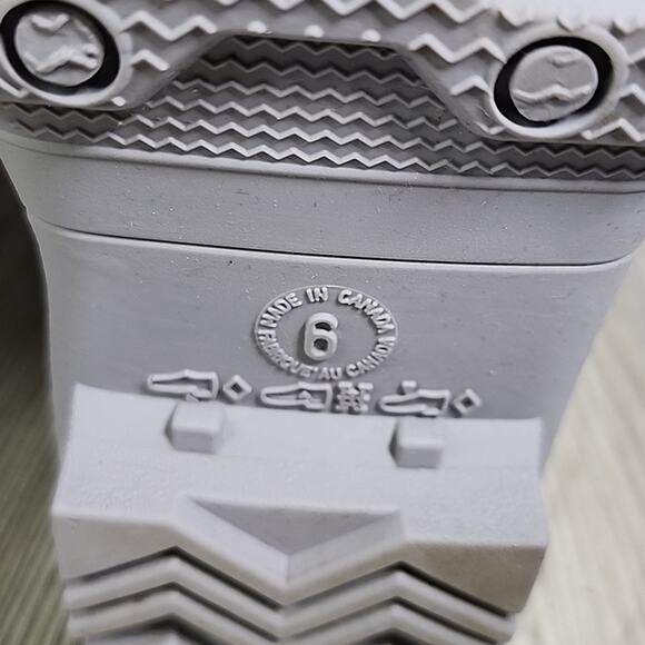 Kamik Jennifer Light Grey Charcoal Tall Rain Boots Womens Size 6 - Picture 8 of 16